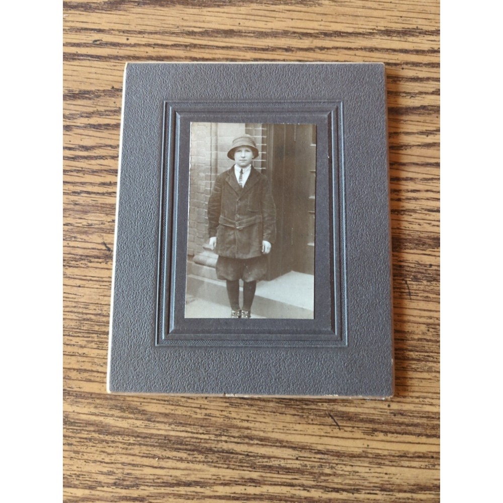 Rare Antique Cabinet Card Young Man Gentlemen Photo Victorian Portrait 1800s